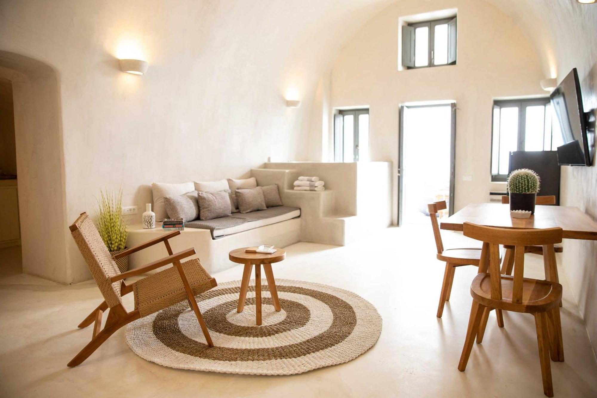 Dagaz * Fira (Santorini)